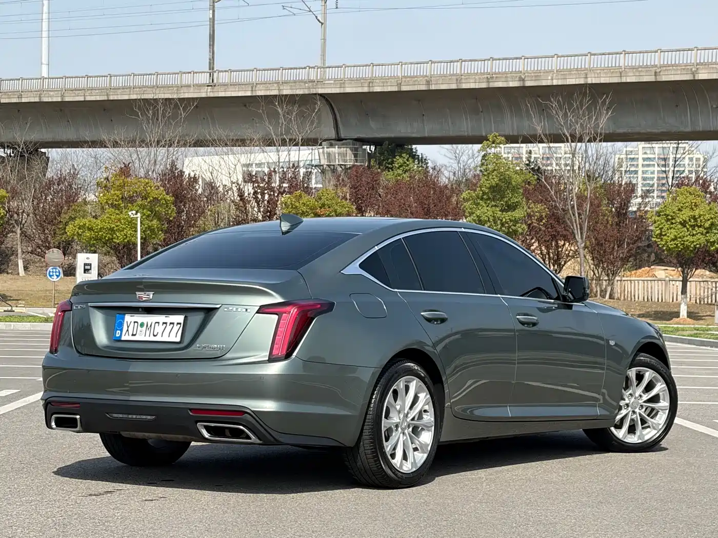 CADILLAC CT5