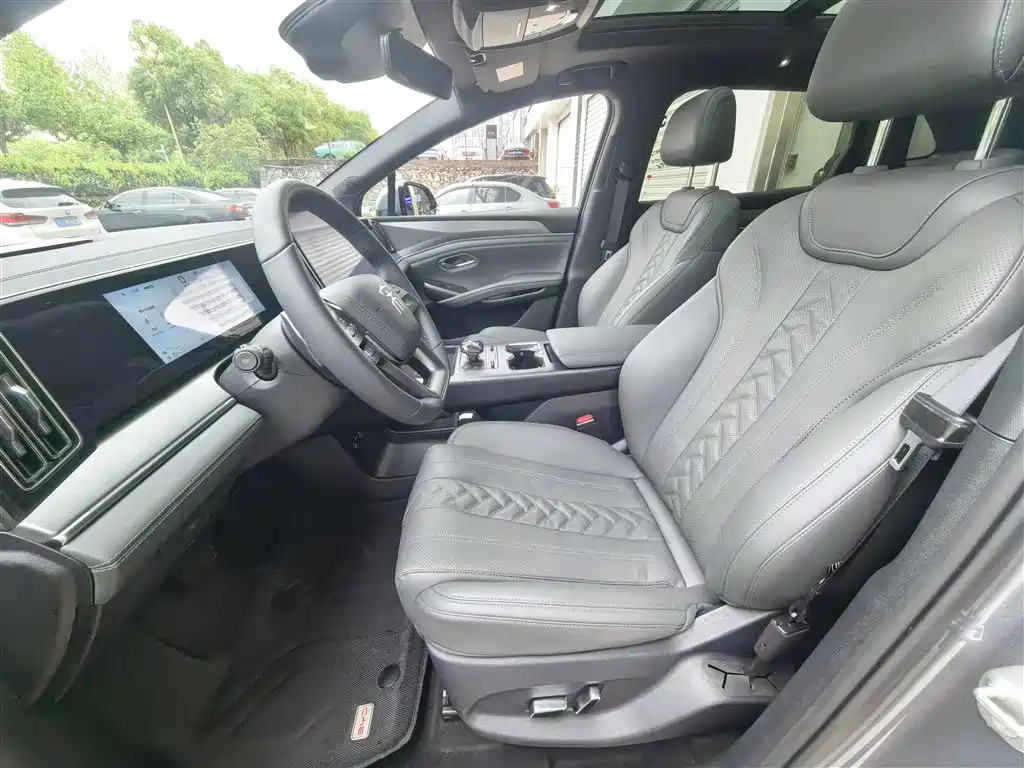 BYD Song L DM-i 2025 Smart Drive 160km Premium фото 12