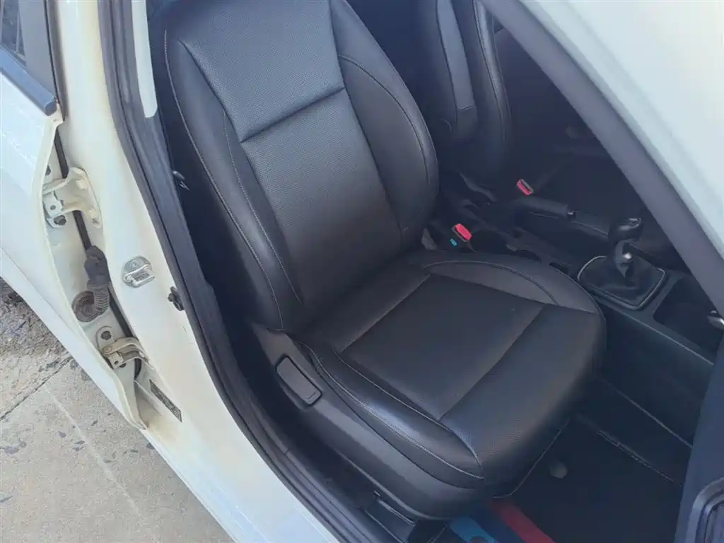 Kia K2 2017 Sedan 1.4L MT 15th Anniversary Special Edition GLS фото 24