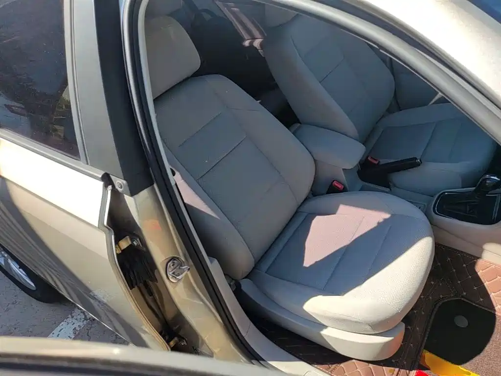 Volkswagen Bora 2016 Model 1.6L Automatic Fashion фото 25
