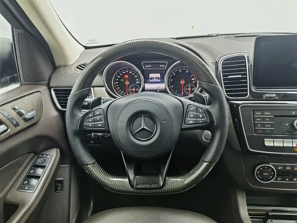 Mercedes-Benz GLE 2017 GLE 320 4MATIC Dynamic фото 11