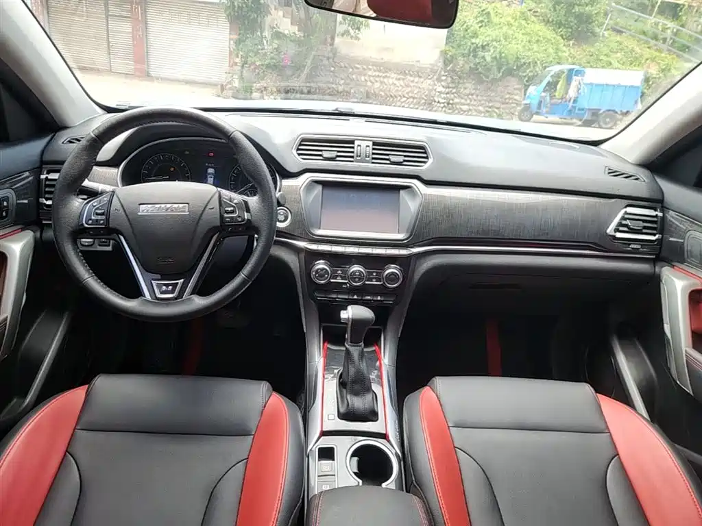 Haval H2 2017 Blue Label 1.5T Automatic 2WD Luxury фото 10