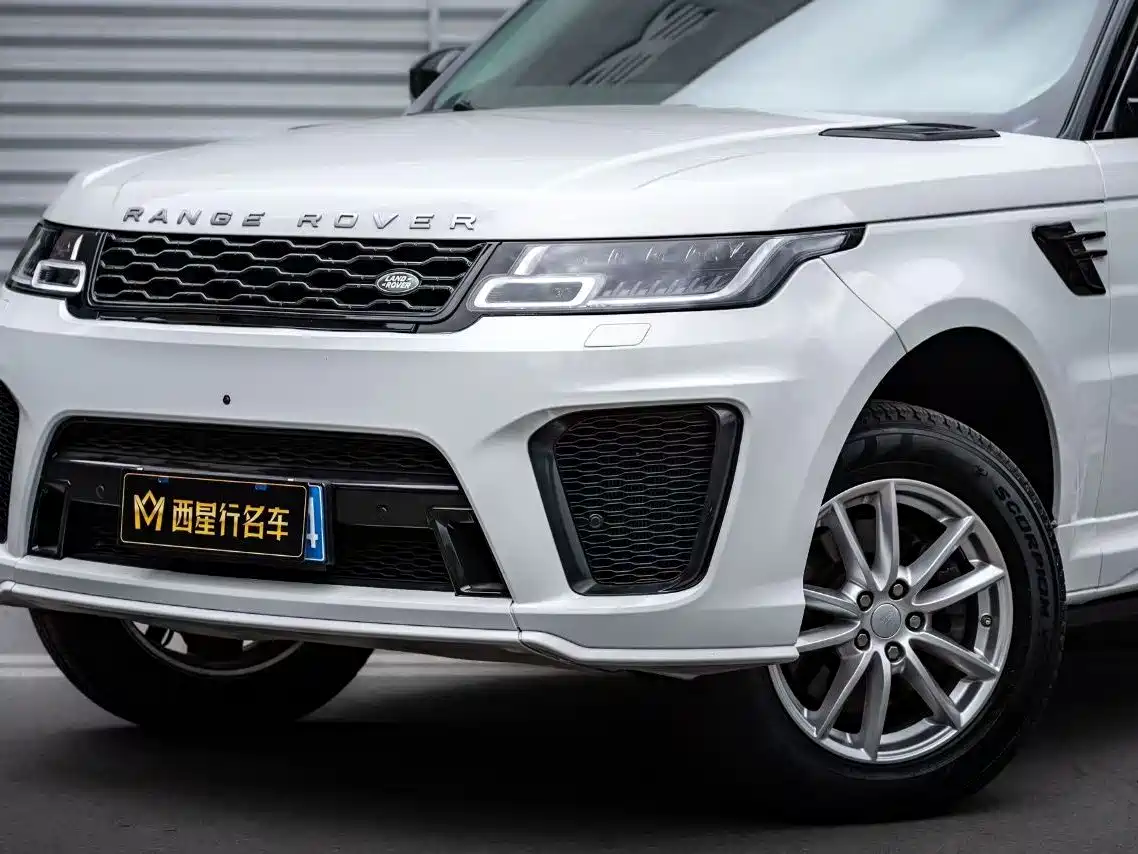 Land Rover Range Rover Sport 2016 Model 3.0 SC V6 SE фото 2