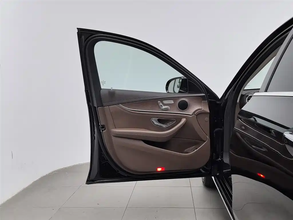 Mercedes-Benz E-Class 2020 Facelift E 260 L фото 8