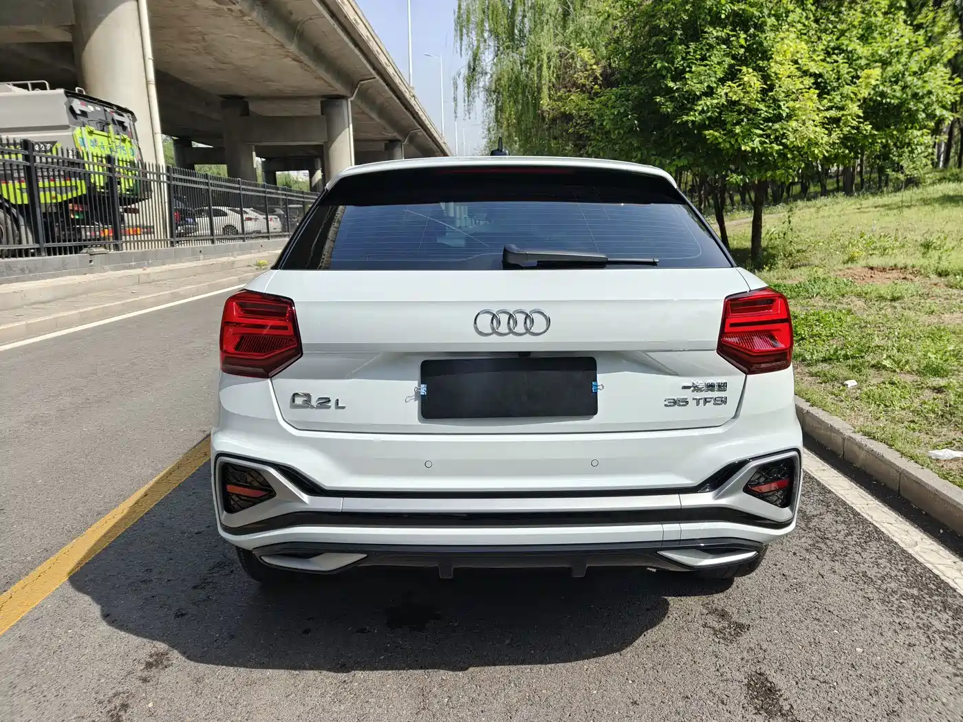 AUDI Q2L