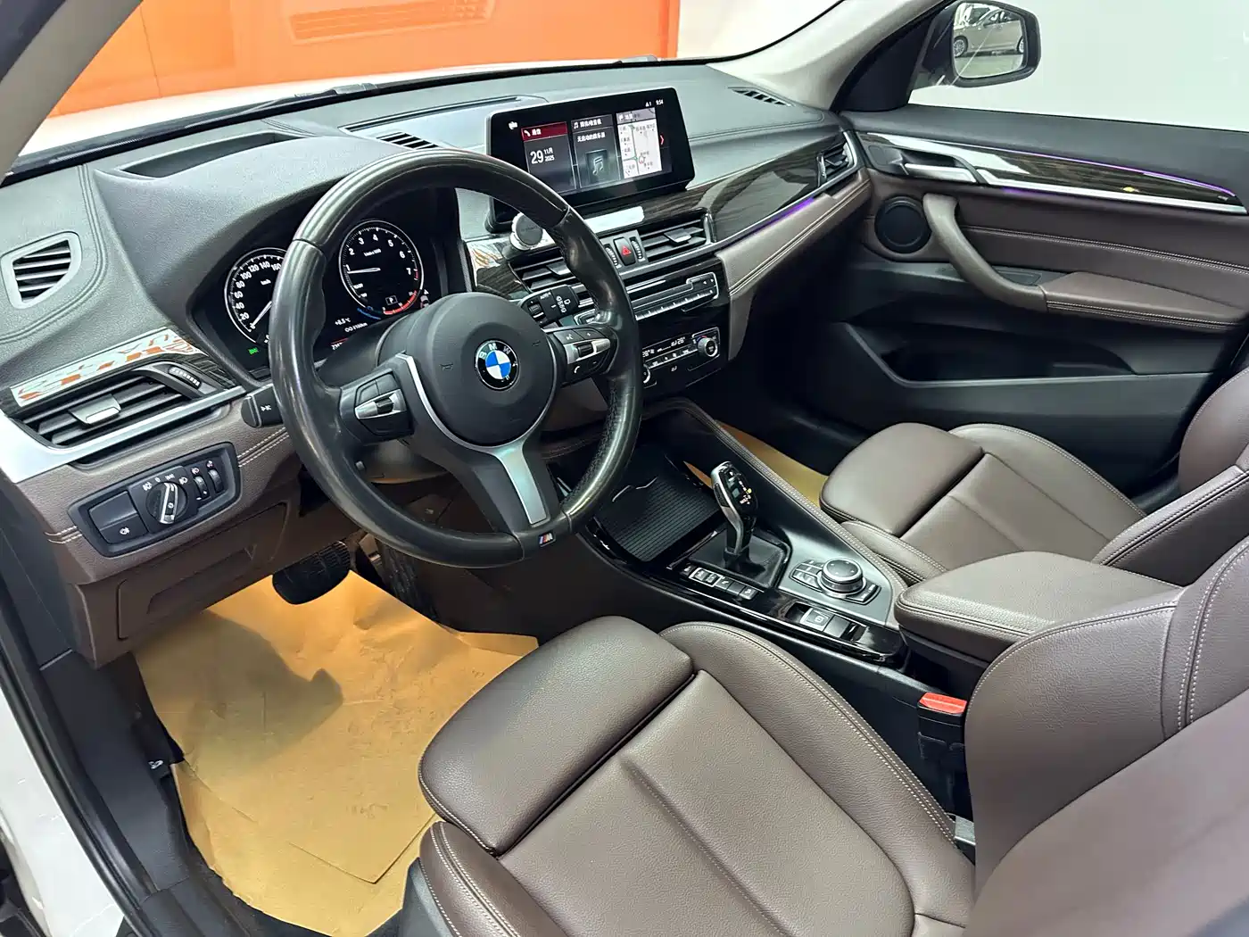 BMW X1 2020 sDrive25Li Leading Model фото 10