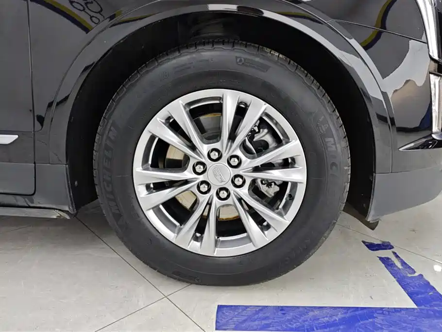 Cadillac XT5 2022 2.0T 2WD Luxury фото 6