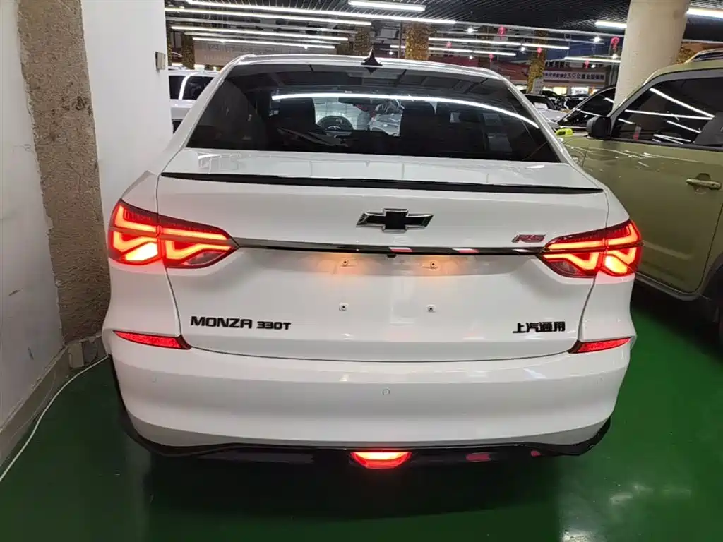 Chevrolet Monza 2022 Mild Hybrid RS 330T Automatic Comfort Edition фото 6