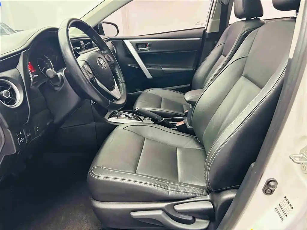Toyota Corolla 2017 Facelift 1.2T S-CVT GL-i Leather Edition фото 19
