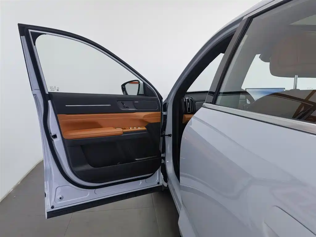 Jetour Shanhai L7 PLUS 2025 Model Base Trim 7-Seater фото 8