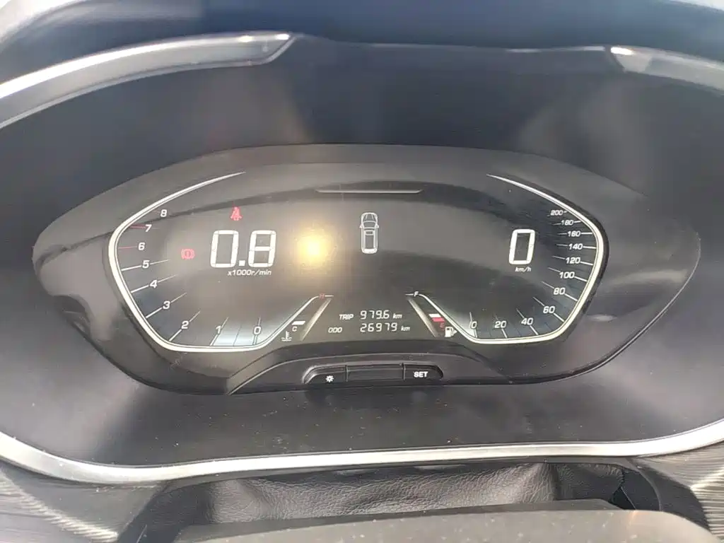 Фото 8 - Baojun 360