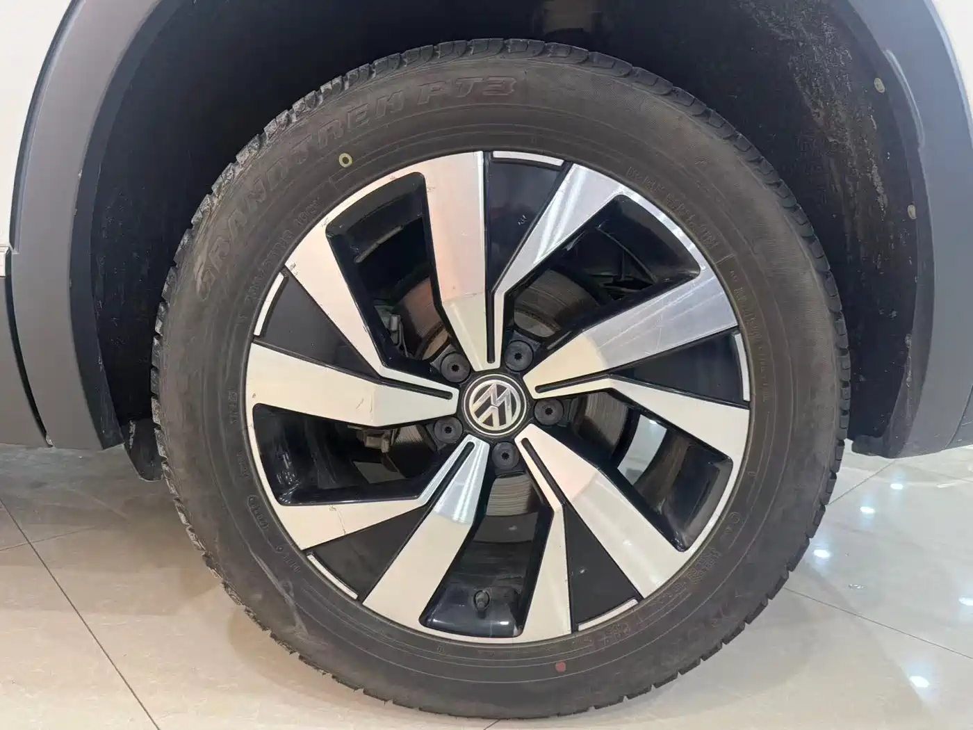Volkswagen Tayron 2020 330TSI 2WD Luxury Smart Edition фото 14