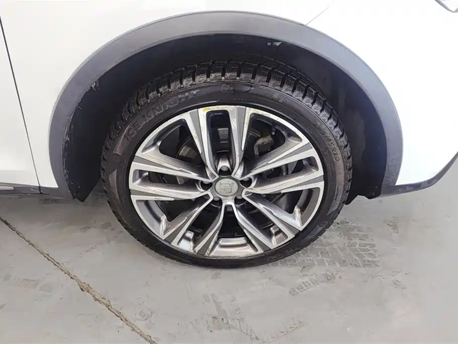 BYD Tang 2018 2.0T Auto Smart Connect Prestige 5-seater China V фото 6