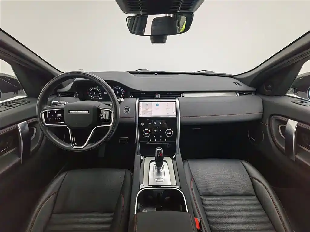 Land Rover Discovery Sport 2022 249PS Metropolis Edition 5-Seater фото 5