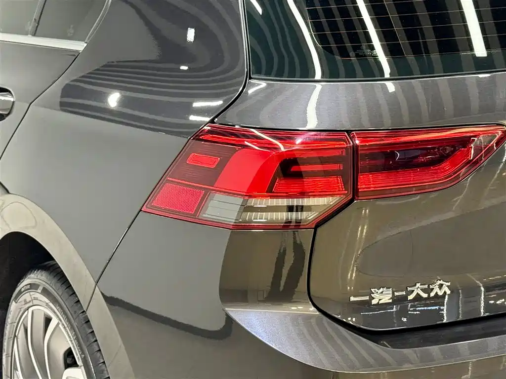Volkswagen Golf 2023 Facelift 280TSI DSG Pro фото 9