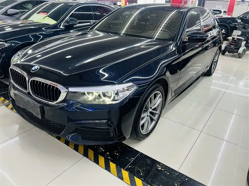 BMW 5 Series 2019 525Li M Sport Package