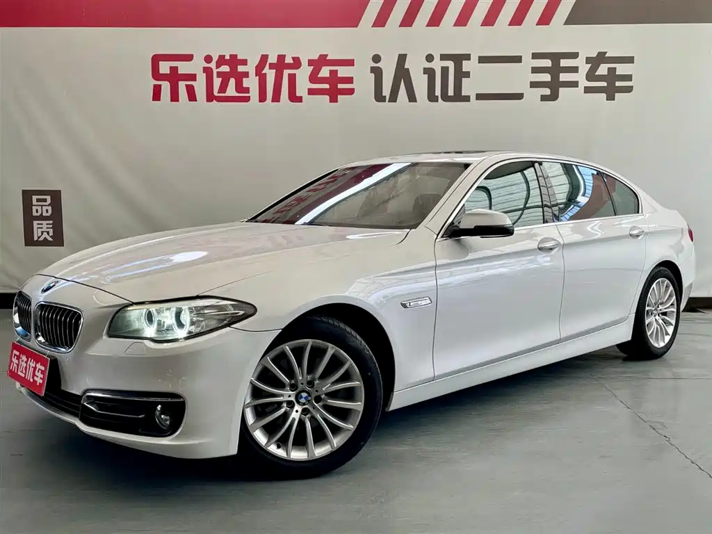 BMW 5 Series 2014 525Li Luxury Design Package