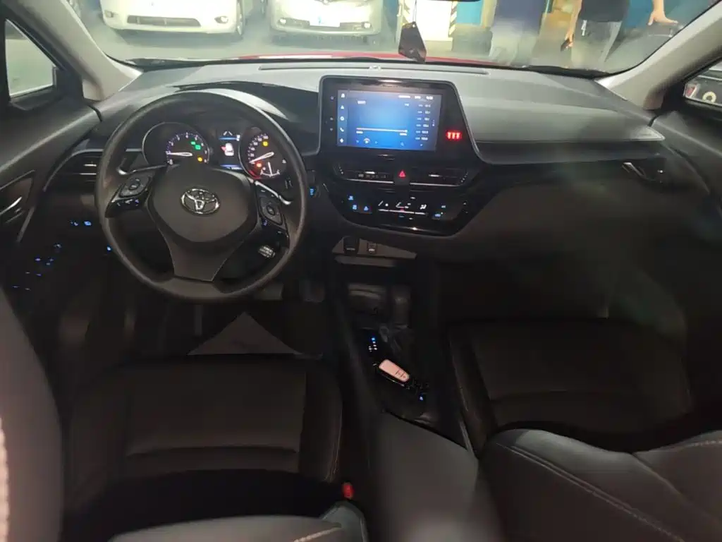 Toyota IZOA 2022 2021 2.0L Yixiang Edition