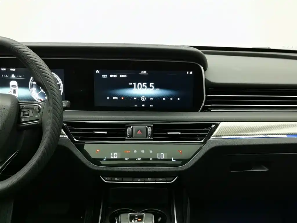 Hongqi HS5 2019 2.0T Smart Connect Enjoy 4WD Edition фото 12