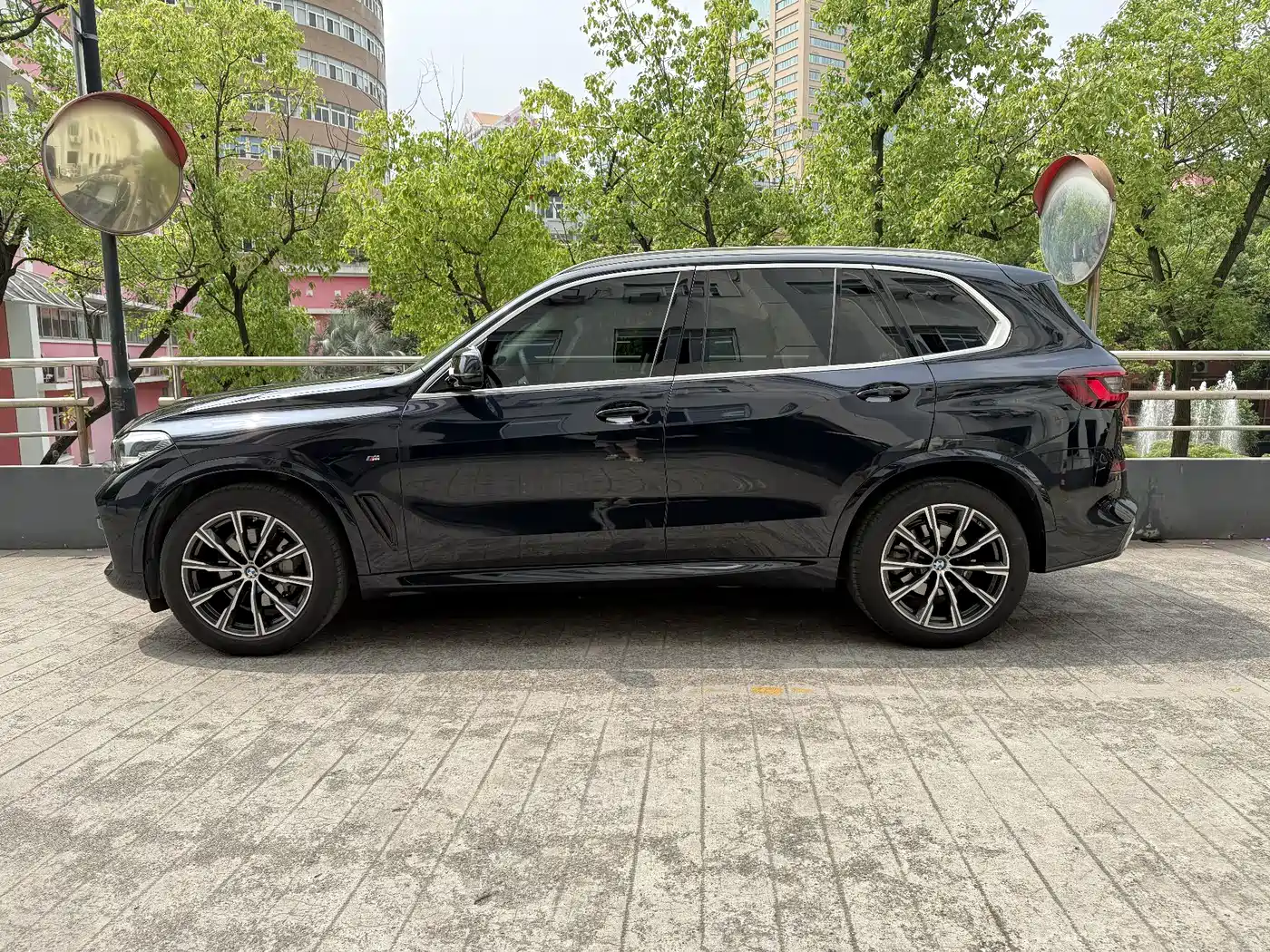 BMW X5 (Import) 2021 xDrive30i X Design Package фото 3