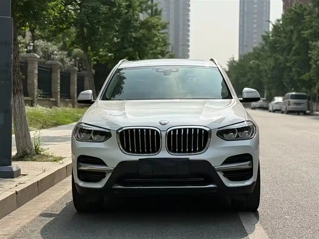 BMW X3 2021 xDrive28i Luxury Package фото 2