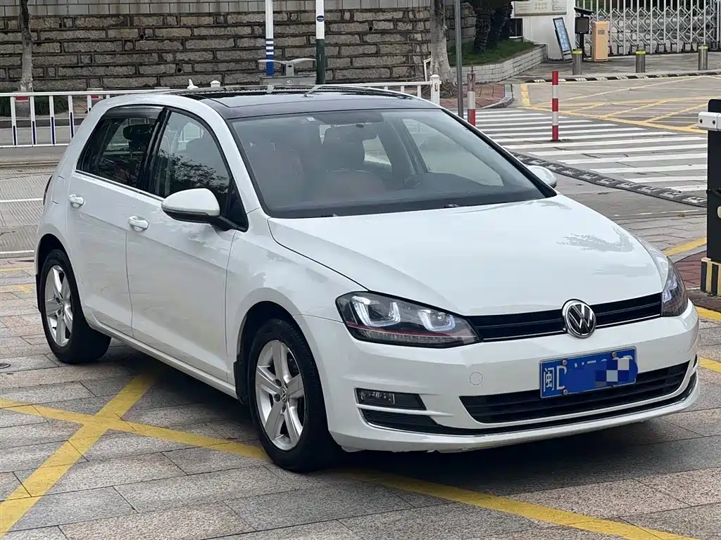 Volkswagen Golf 2016 1.4TSI 25th Anniversary Edition фото 3