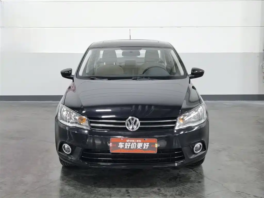 Volkswagen Jetta 2013 1.6L Automatic Comfort фото 3