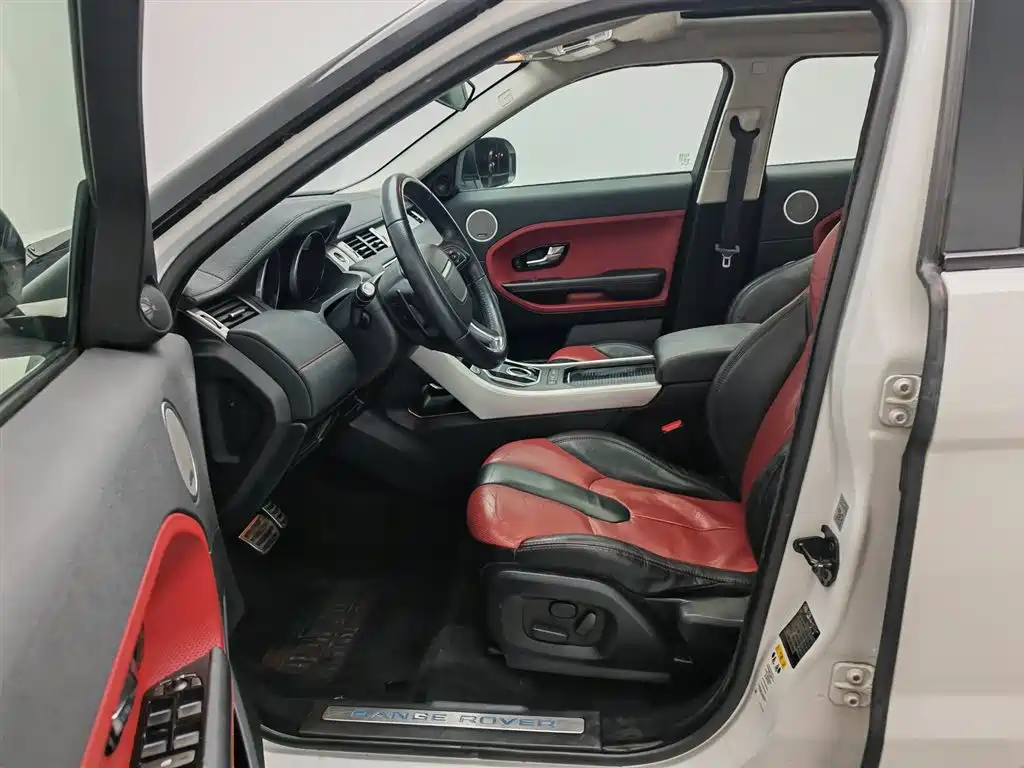 Land Rover Range Rover Evoque (Import) 2013 2.0T 5-door Dynamic Edition фото 10