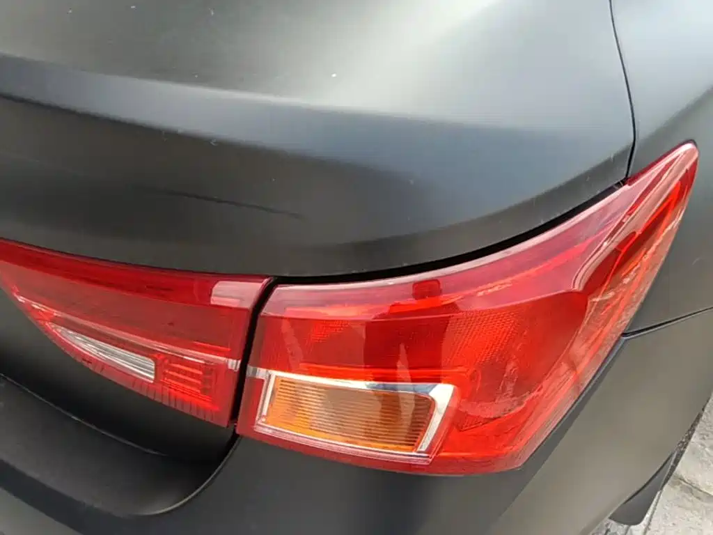 Photo 8 - Buick Verano