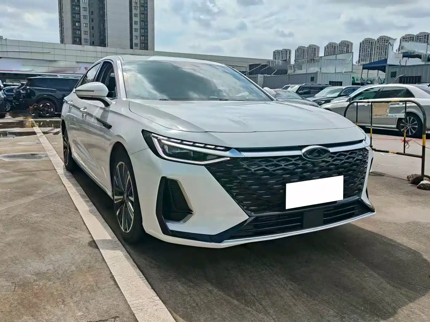 Фото 3 - Chery Arrizo 8