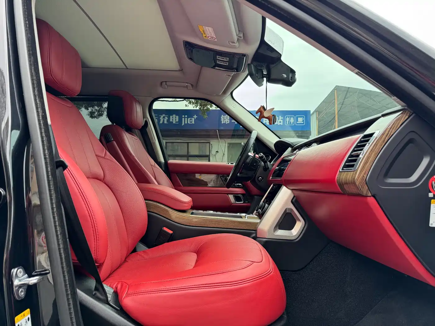 Land Rover Range Rover 2018 3.0 SC V6 Vogue Heritage Extended Edition фото 11