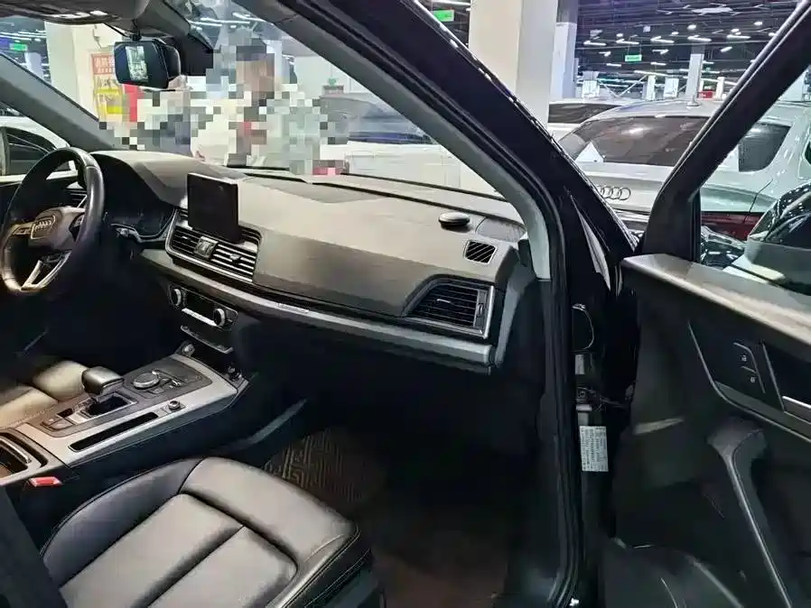 Audi Q5L 2020 40 TFSI Prestige Progressive фото 14