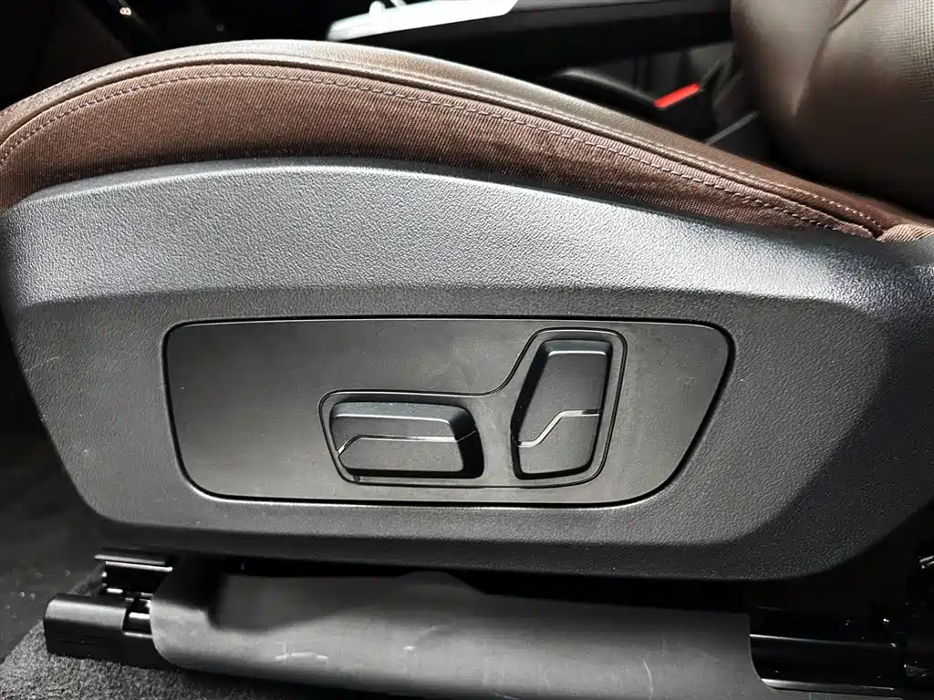 BMW X1 2023 sDrive20Li X Design Package фото 18