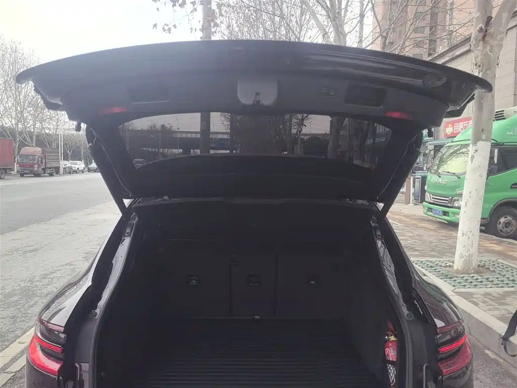 Porsche Macan 2017 Macan 2.0T фото 15