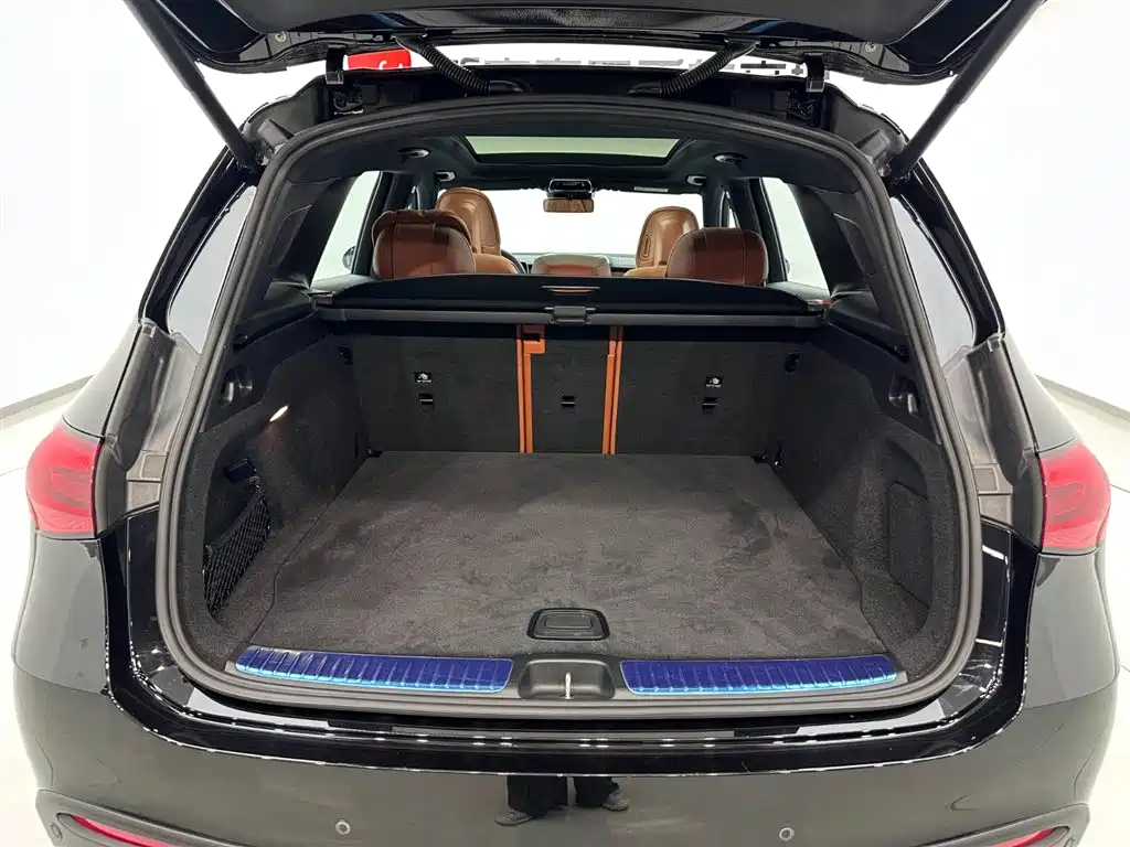 Mercedes-Benz GLC 2024 Facelift GLC 300 L 4MATIC Sport 5-seater фото 28