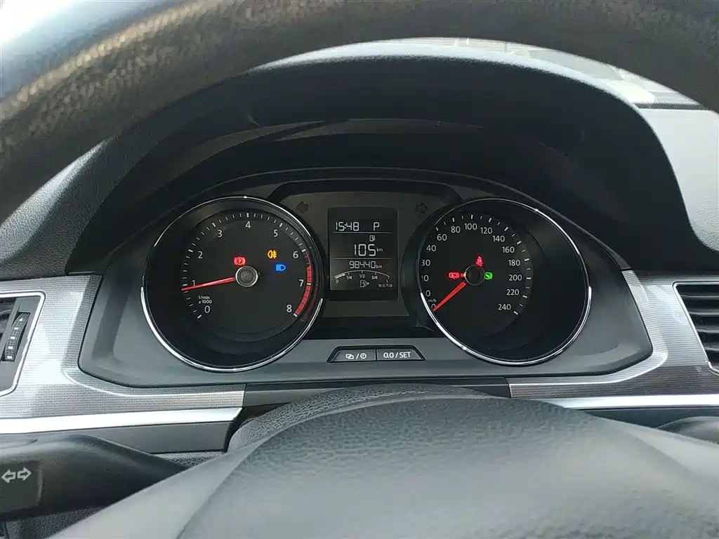Volkswagen Bora 2017 1.6L Automatic Fashion Edition фото 12