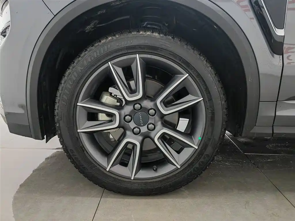 Lynk & Co 01 2023 2.0TD 2WD Pro фото 17
