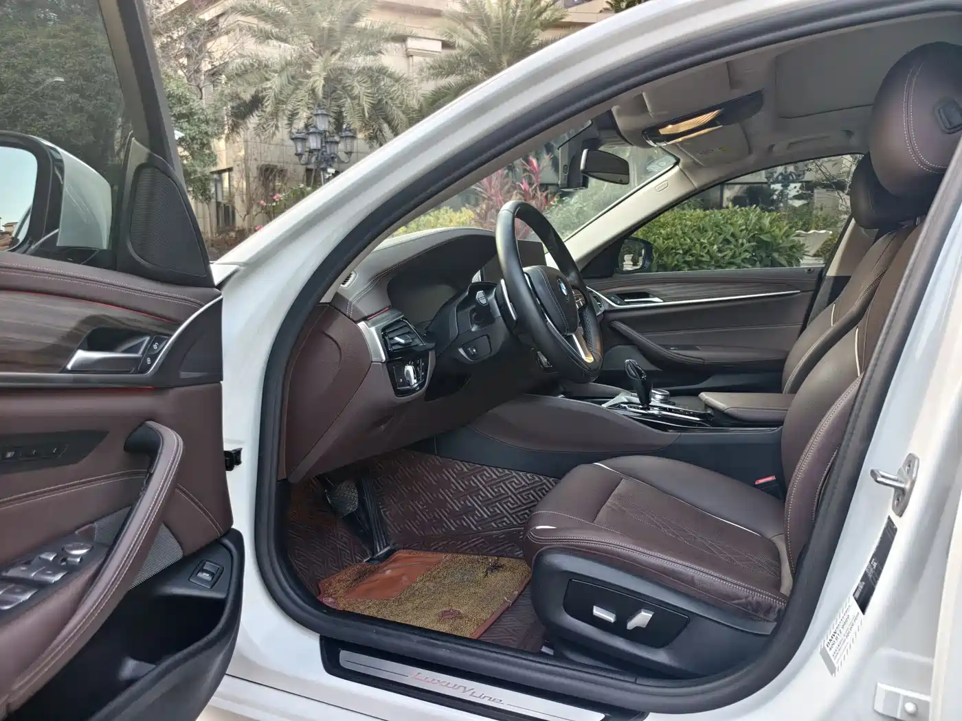 BMW 5 Series 2022 530Li Leading Luxury Package фото 8