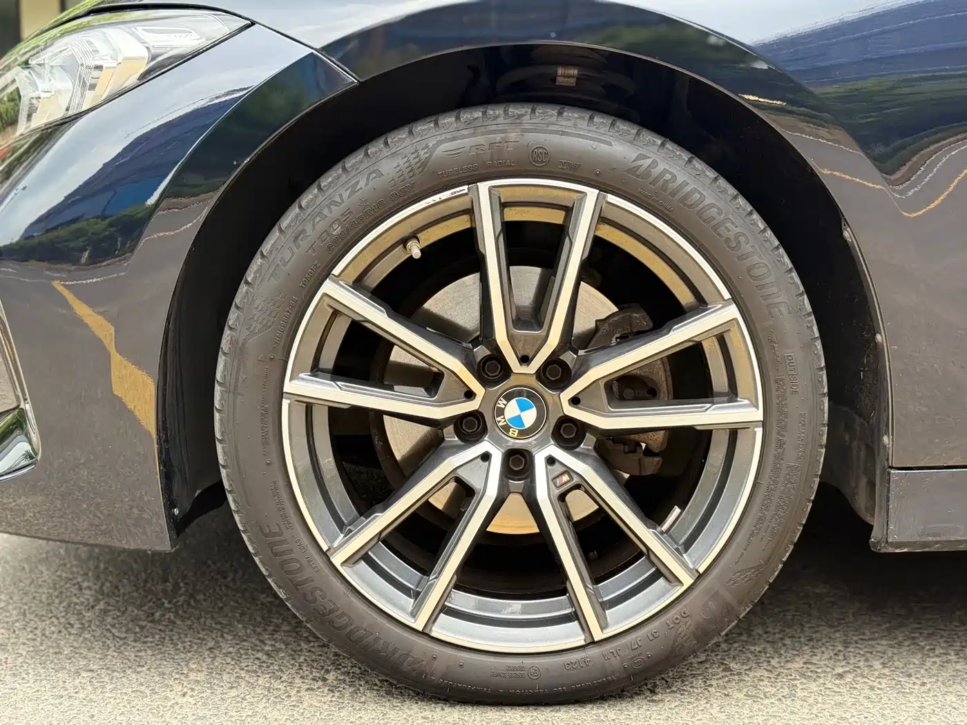 BMW 3 Series 2024 320Li M Sport Package фото 15