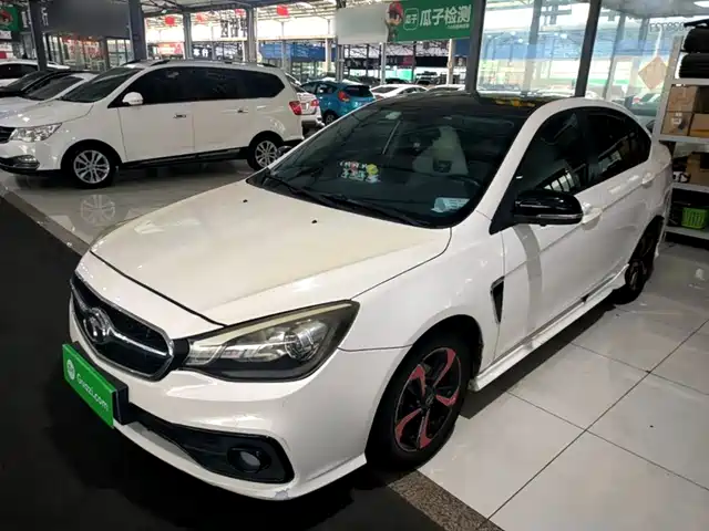  Soueast V5 Lingzhi 2017 1.5L Manual Premium