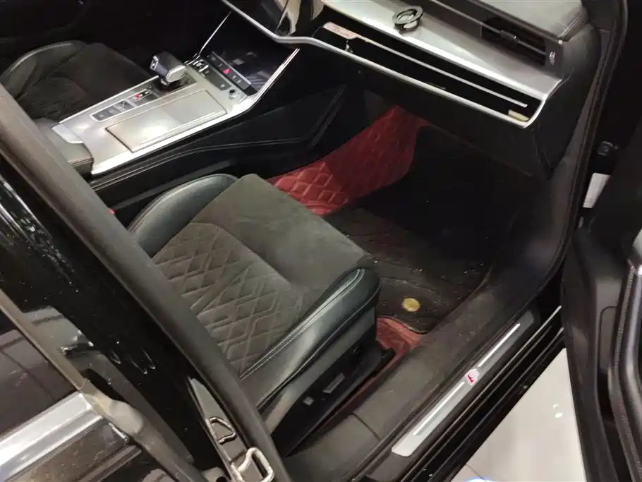 Audi A6L 2023 55 TFSI quattro Premium Dynamic фото 8