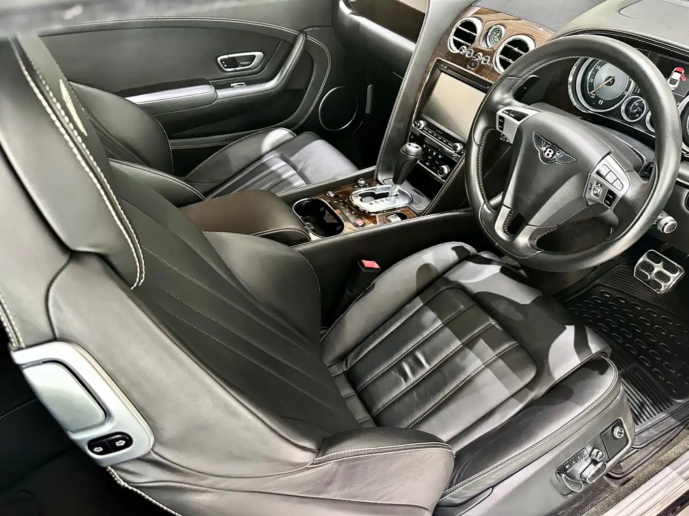 Bentley Continental 2014 4.0T GT V8 S Standard фото 6