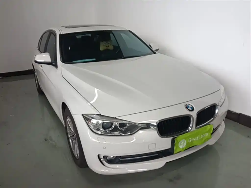 BMW 3 Series 2014 320Li Fashion фото 4
