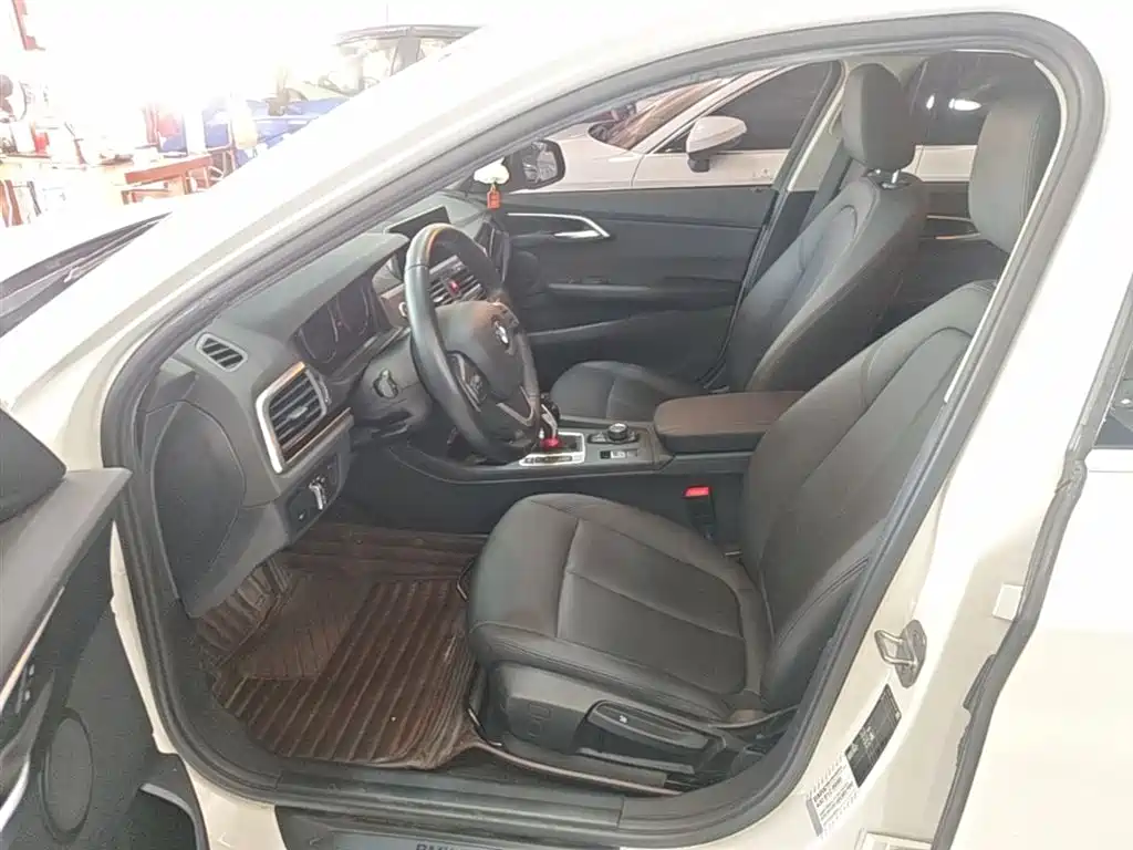 BMW 1 Series 2020 Model 120i Fashion Style фото 11