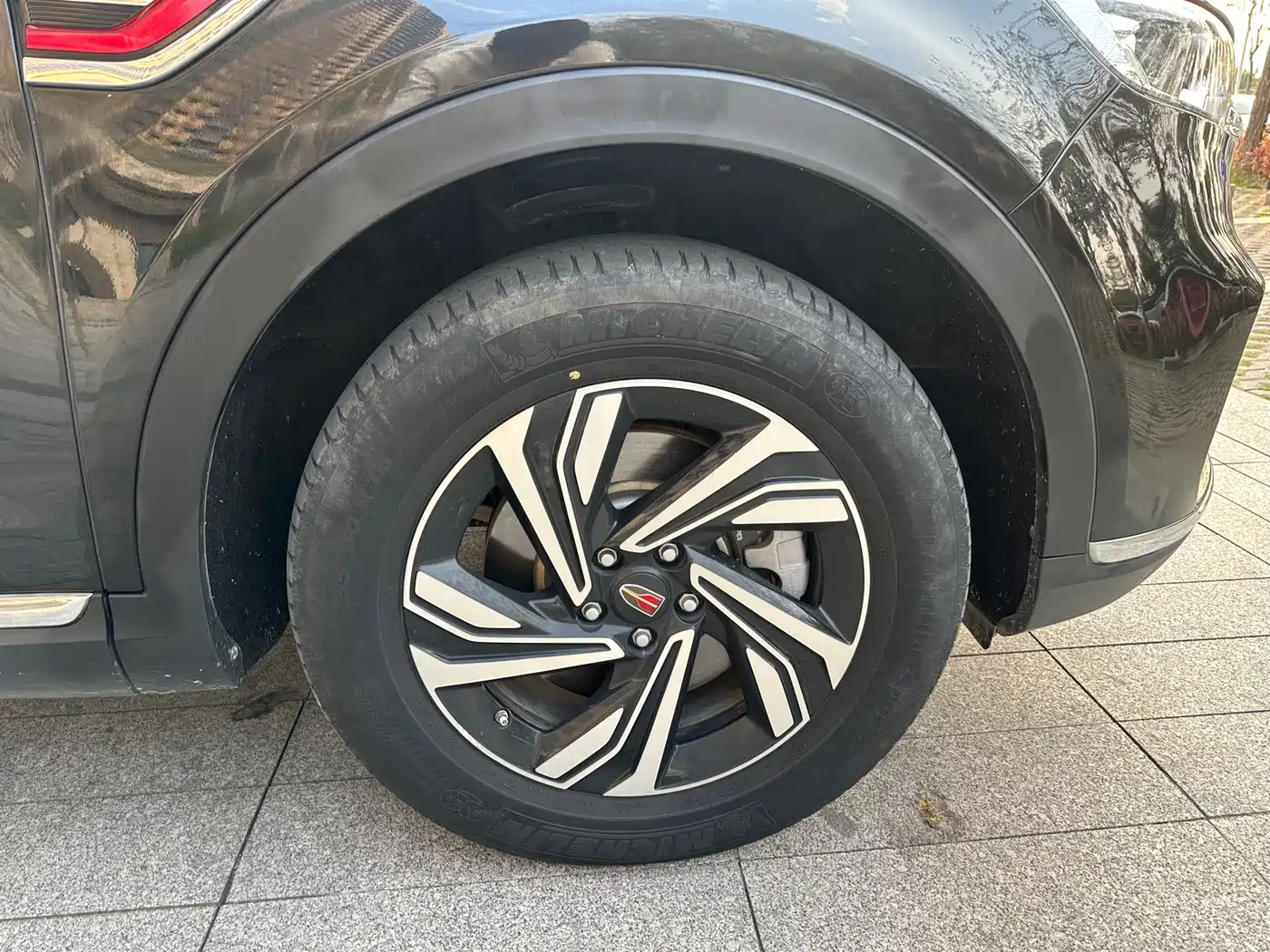 Hongqi HS5 2022 2.0T Smart Connect Premium Edition фото 35