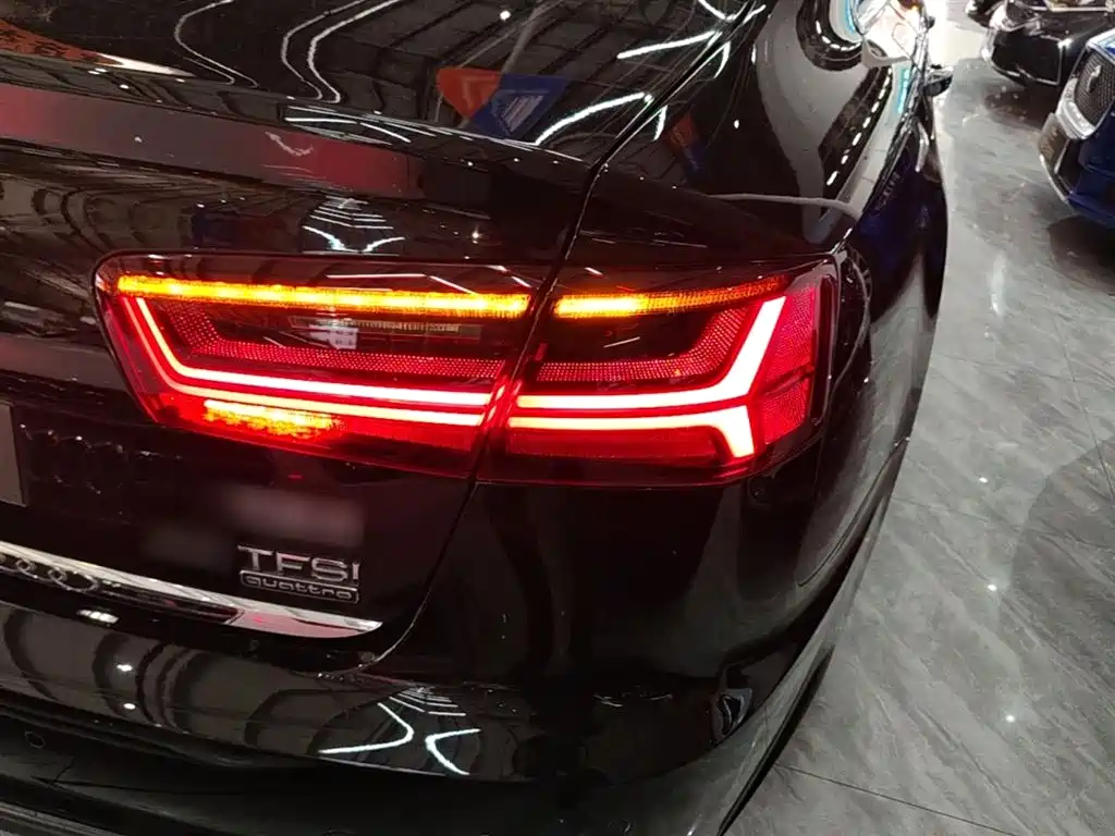 Audi A6L 2018 30th Anniversary 45 TFSI quattro Sport фото 8