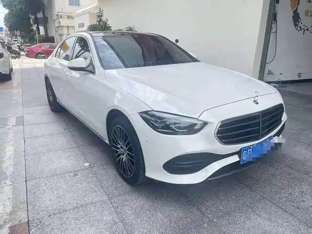 Mercedes-Benz C-Class 2024 C 260 L — фото 2