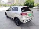 Фото 5 - Geely Vision X3