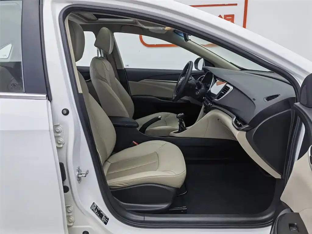 Buick Excelle 2016 15N Manual Elite фото 23