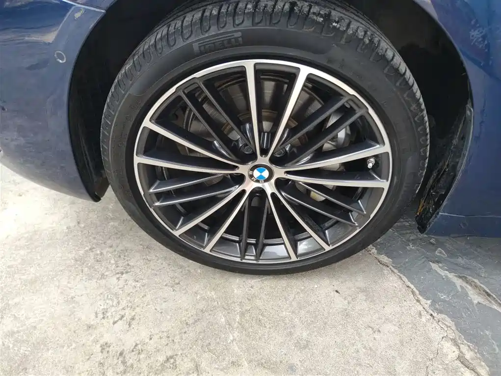 BMW 5 Series 2022 Facelift 530Li Leading M Sport Package фото 25